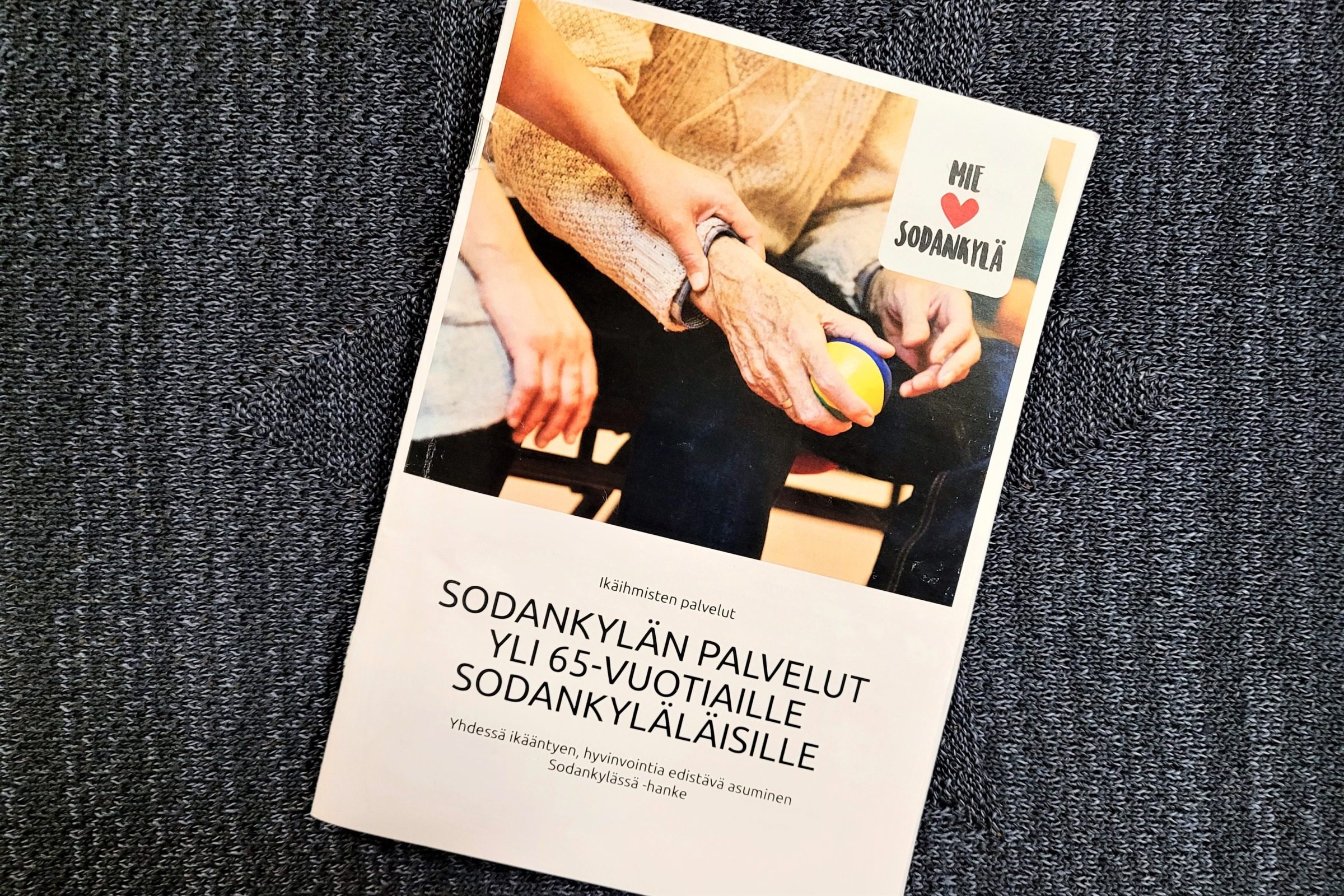 20221215_130600 ikäihmisten palveluopas