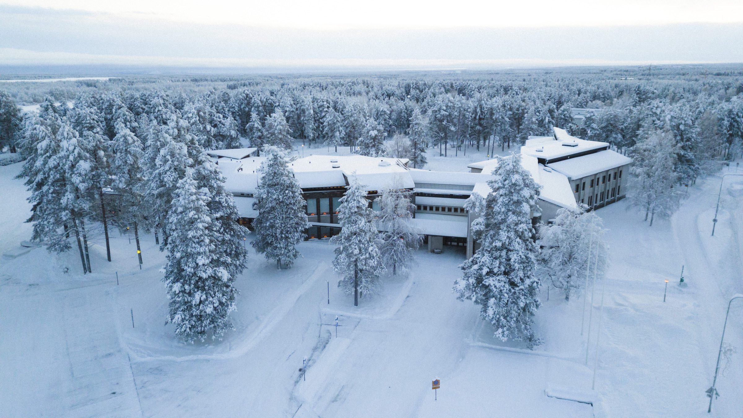 Kunnanvirasto talvella, dronekuva: Juhamatti Julkunen.