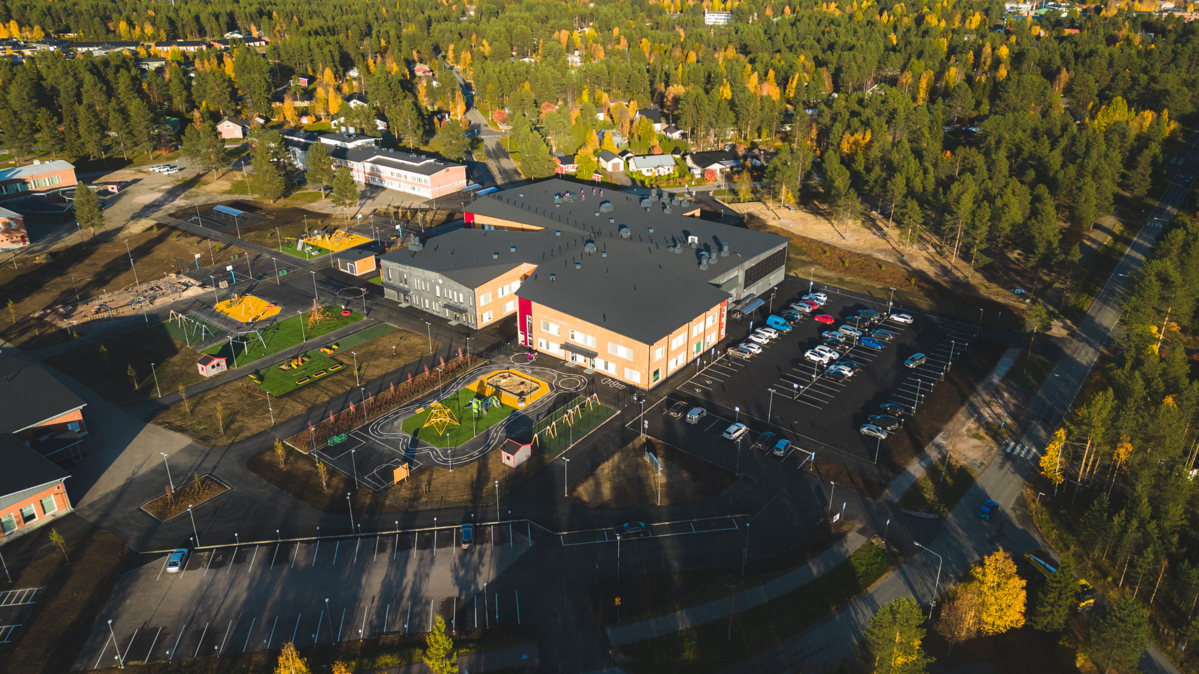 visit_sodankylä_tähtikunnan_koulu_drone_syksy_2022-3