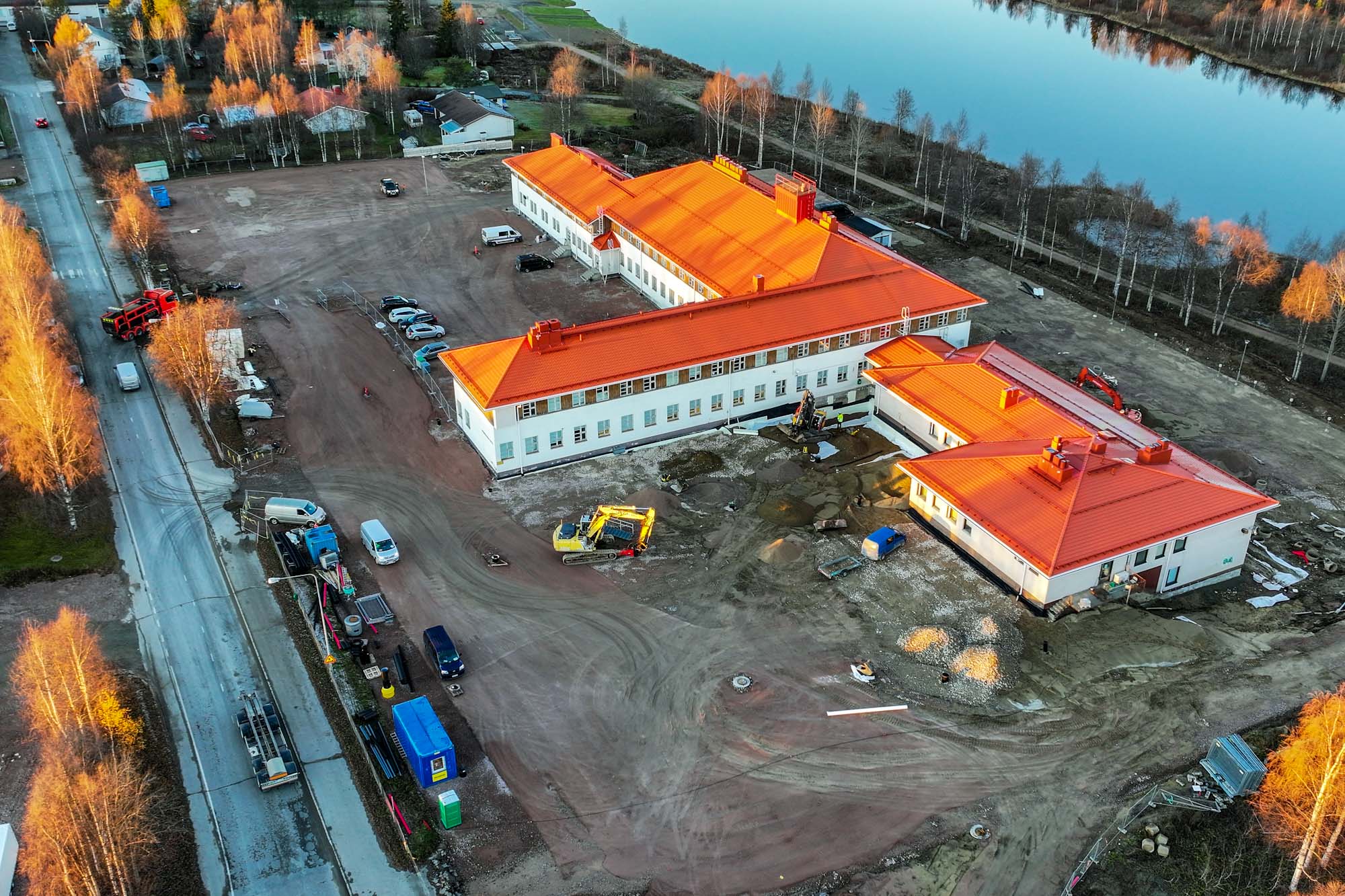 default Kitisenranta pihasaneeraus 24.10.2024 (Kuva: Teemu Julkunen)